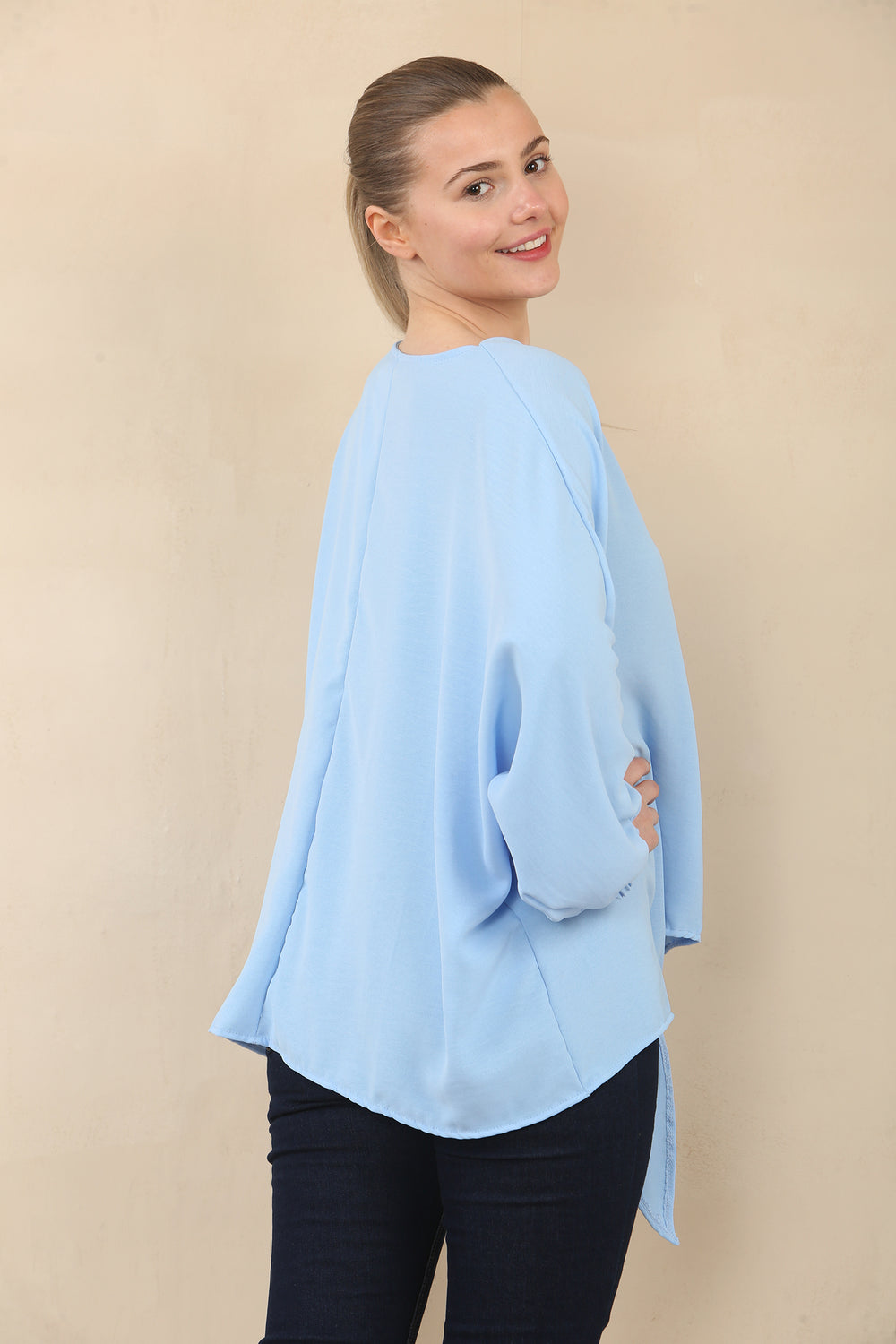 FRONT TIE OVERSIZED BLOUSE (15089476469120)