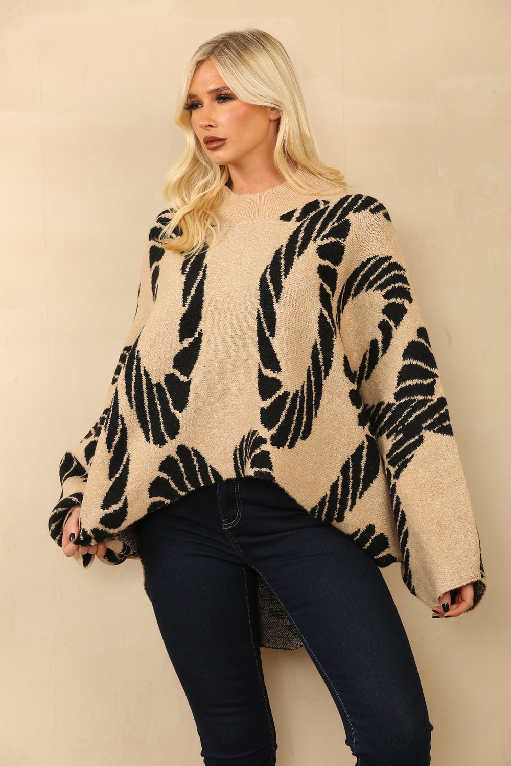 CIRCLE PRINT KNIT JUMPER (8780956467448)