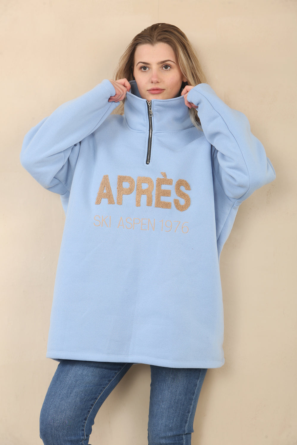 APRES SLOGAN ZIP SWEAT (15075557933440)