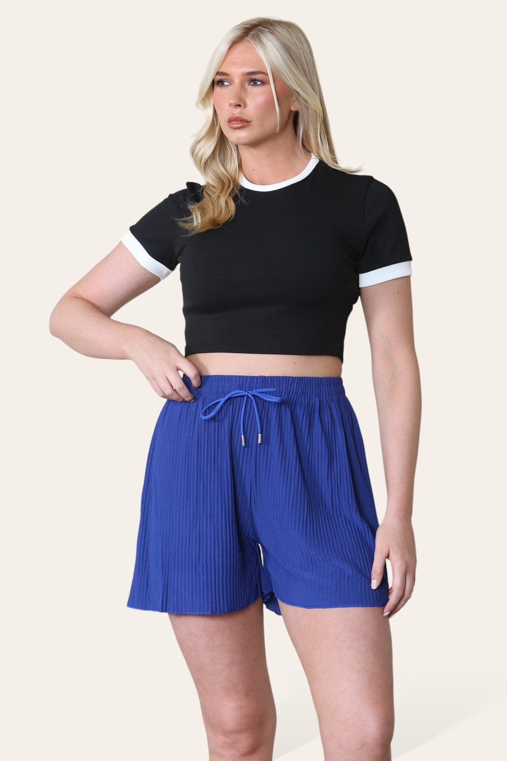 LUCY PLEATED SHORT (MIXED COLOUR PACK) (8010415603960) (8518984007928)