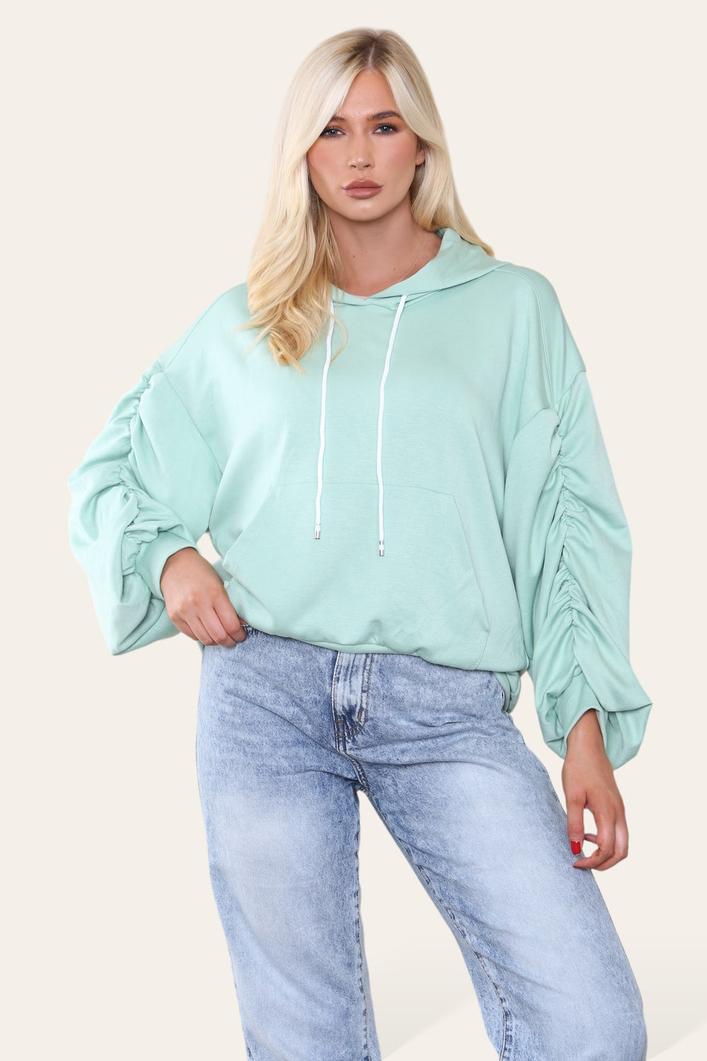 RUCHED SLEEVE PLAIN HOODIE (8657404264696)